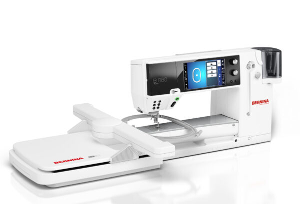 BERNINA 880 PLUS: Highest quality in sewing and embroidery - Image 4