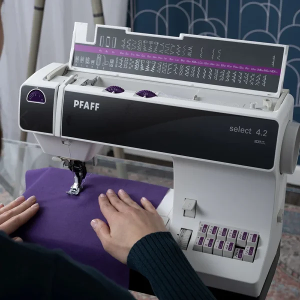 Pfaff Select 4.2 Sewing Machine - Image 5