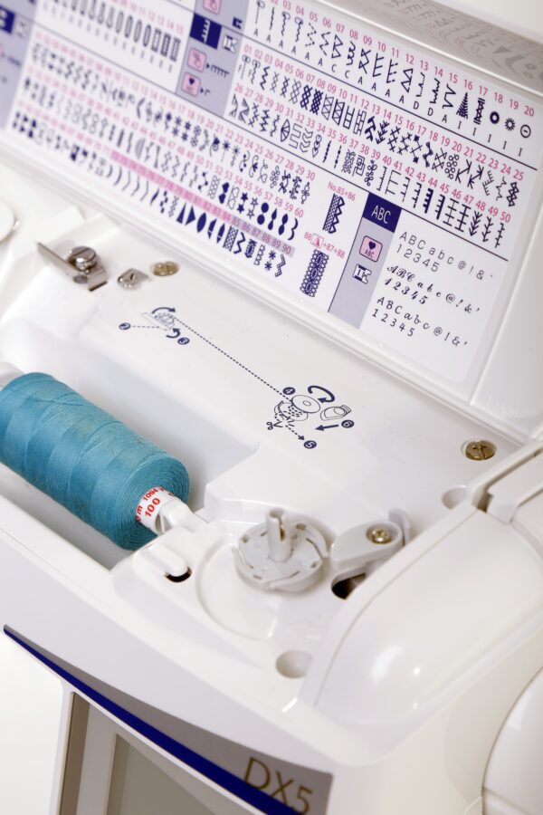 Juki HZL-DX5 Sewing Machine - Image 5