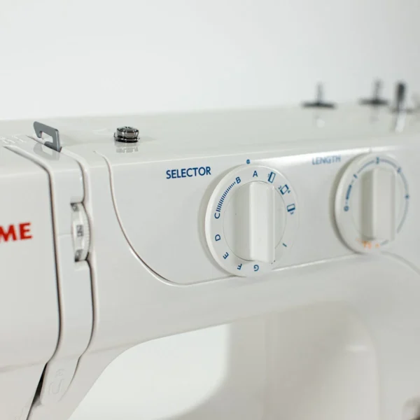 Janome J3-18 Sewing Machine - Image 5