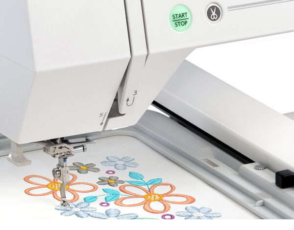 Janome Memory Craft 550ELE Embroidery Machine - Image 5